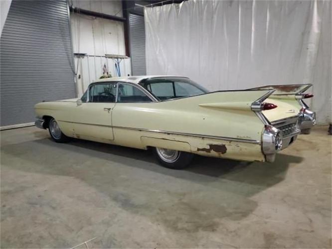 1959 cadillac coupe deville in glendale, california