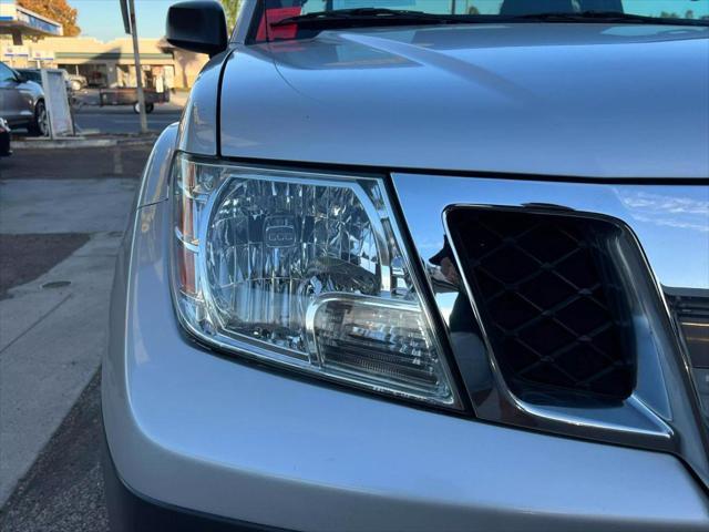 2016 nissan frontier s