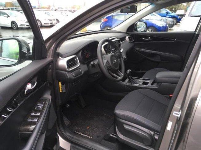 2018 kia sorento awd lx v6 for sale in anchorage, alaska