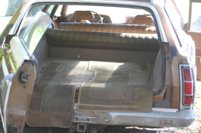 1970 ford ltd country squire wagon, barn find, 429 v8 engine, keystone mags