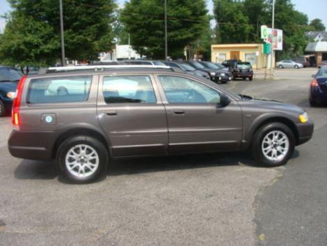 2005 volvo xc70 in wisconsin by owner