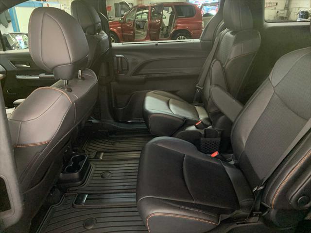 2022 toyota sienna xse 7 passenger
