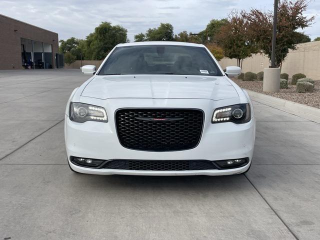 2023 chrysler 300 s