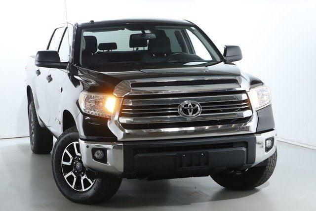 2017 toyota tundra 4wd sr5 in aurora, ohio