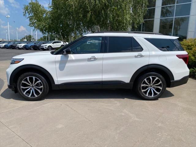 2022 ford explorer st