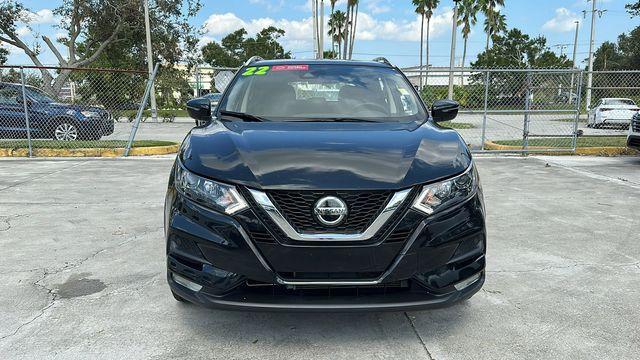 2022 nissan rogue sport sv