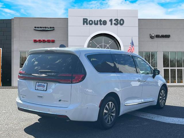 2023 chrysler pacifica hybrid limited