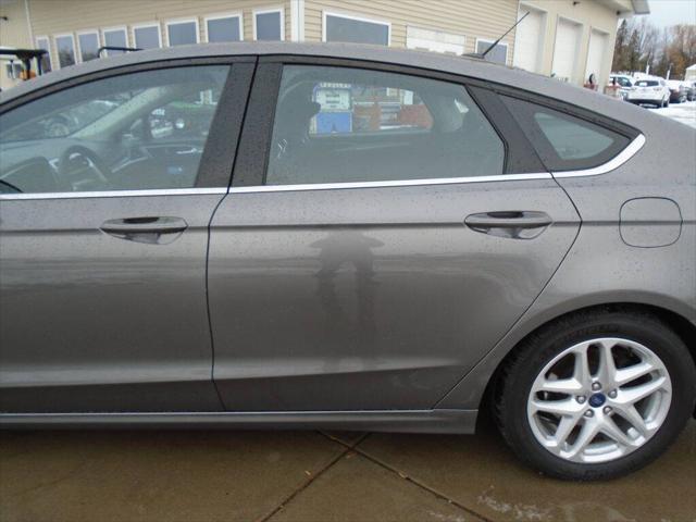 2013 ford fusion se