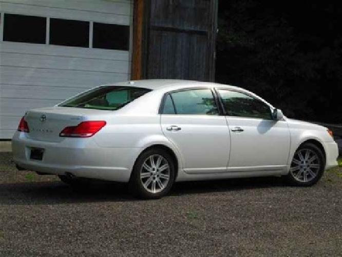 2010 toyota avalon limited in gloucester, va