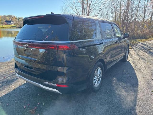 2024 kia carnival lx