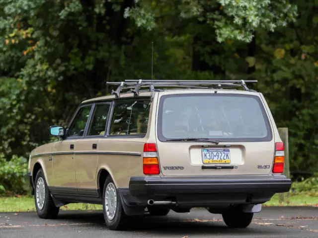 1993 volvo 240 wagon low 97k miles rare reliable clean carfax