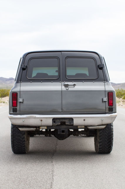 1967 custom chevy suburban 3 door
