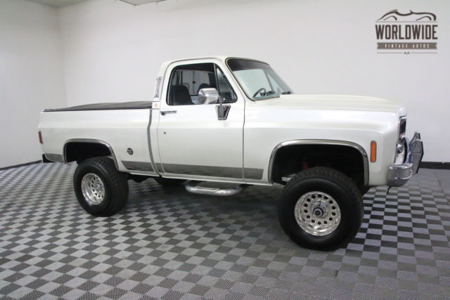 1977 white 4x4 frame off restored show truck short bed!