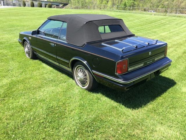 1985 olds cutless ciera conv, black with 100,476 miles available now!