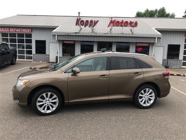 2013 toyota venza le