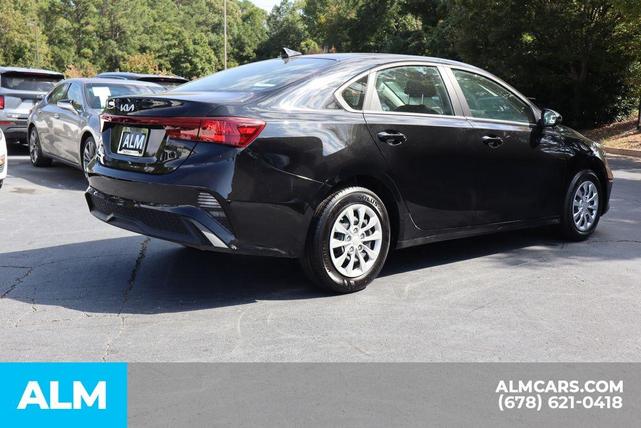 2024 kia forte lx
