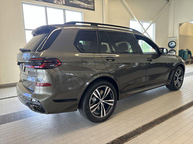 2025 bmw x7 m60i