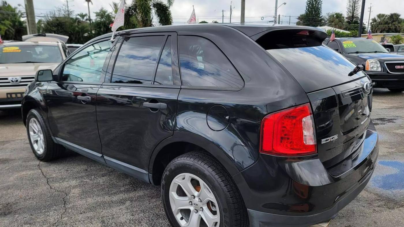2013 ford edge se