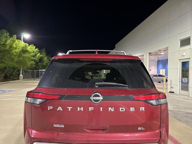 2022 nissan pathfinder sl 2wd