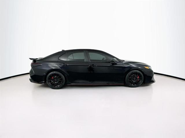2022 toyota camry trd