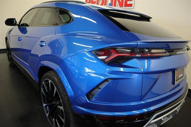 2021 lamborghini urus base