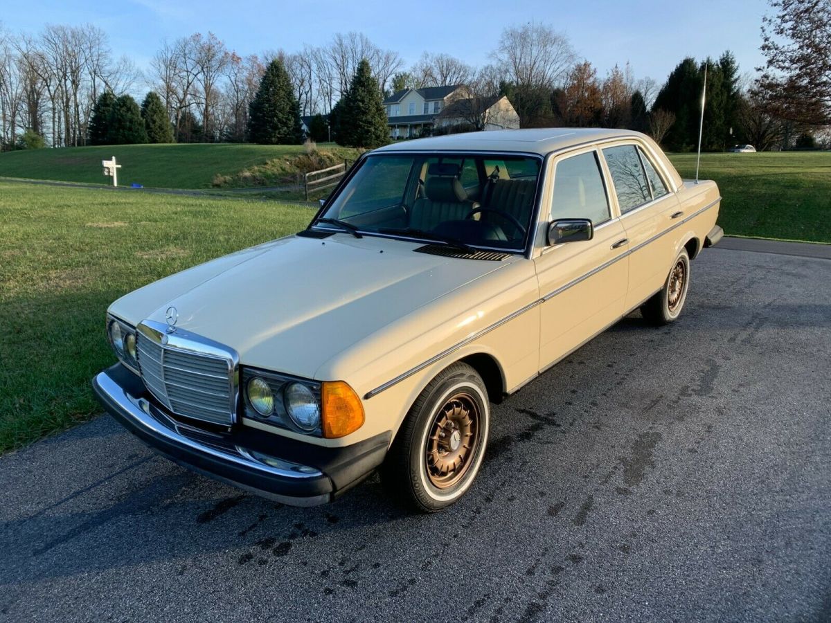 time capsule miraculous beige 1983 mercedes benz 300d w123 turbo diesel 86k