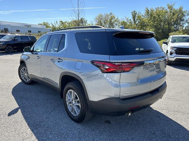 2023 chevrolet traverse lt cloth