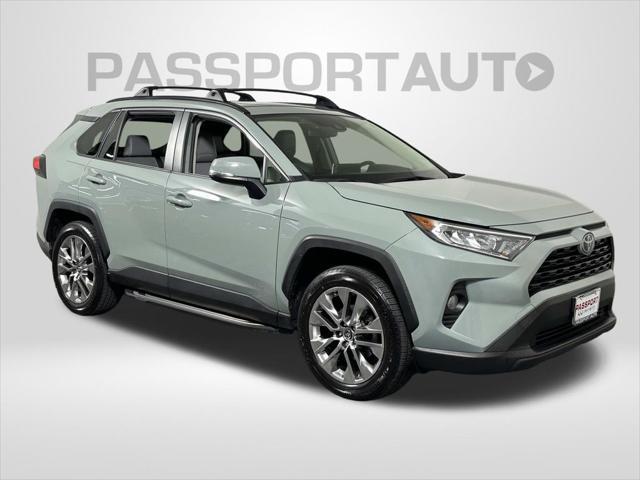 2019 toyota rav4 xle