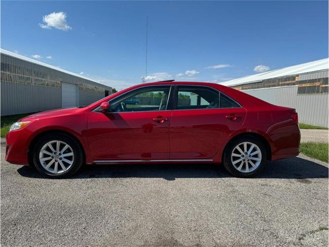 2012 toyota camry in staunton, illinois