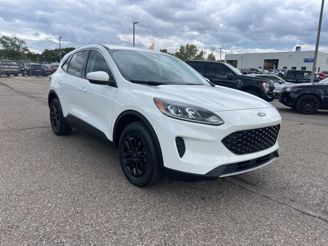 2021 ford escape se