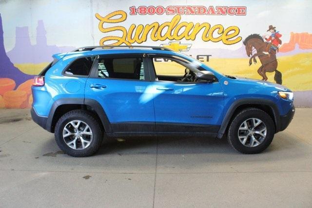 2019 jeep cherokee trailhawk