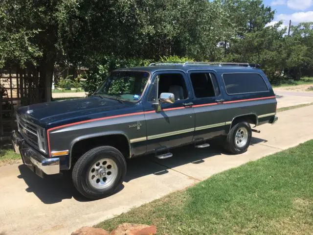 1986 chevy suburban 4wd squarebody