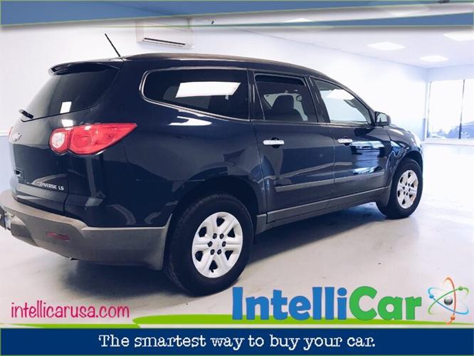 used 2010 chevrolet traverse 2wd ls dover, de 19901 for sale in dover, delaware