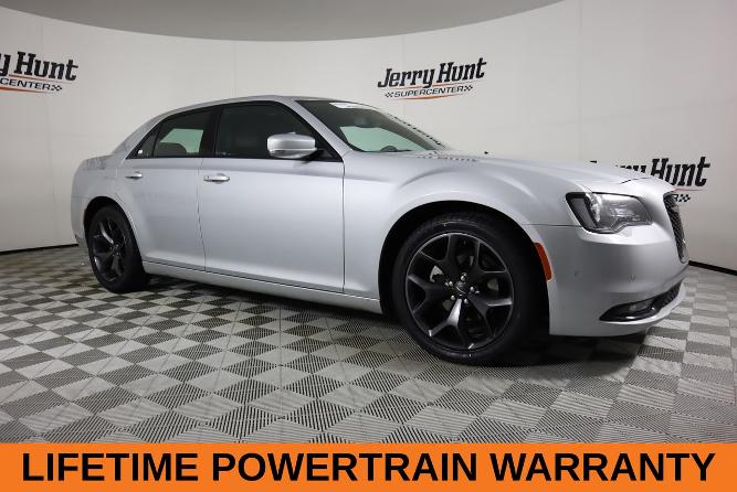 used 2023 chrysler 300 s