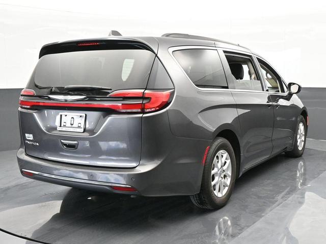 2022 chrysler pacifica touring-l