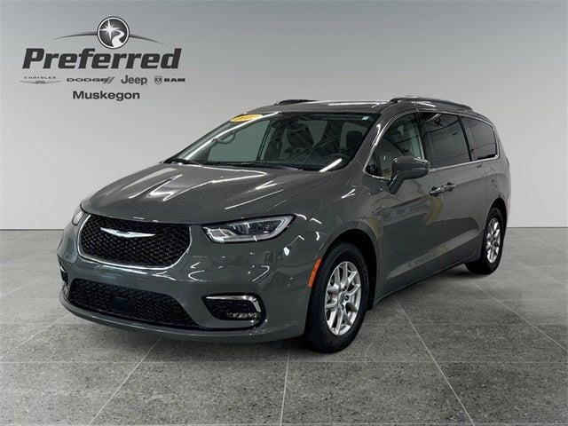2022 chrysler pacifica touring l