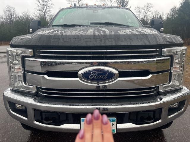 2019 ford f-350 lariat