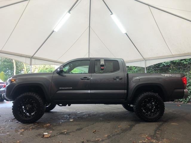 2017 toyota tacoma sr5 v6 4x4 sr5 v6 4dr double cab 5.0 ft sb for sale in portland, oregon