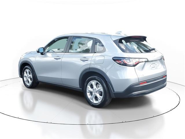 2023 honda hr-v lx