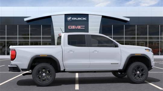 2024 GMC Canyon