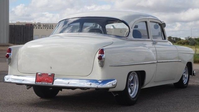 1953 chevrolet deluxe 210 2 door sedan