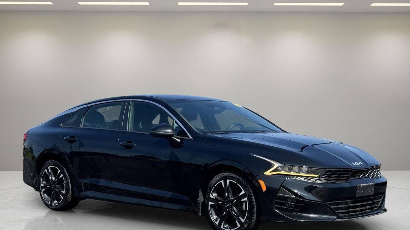 2022 kia k5 gt-line
