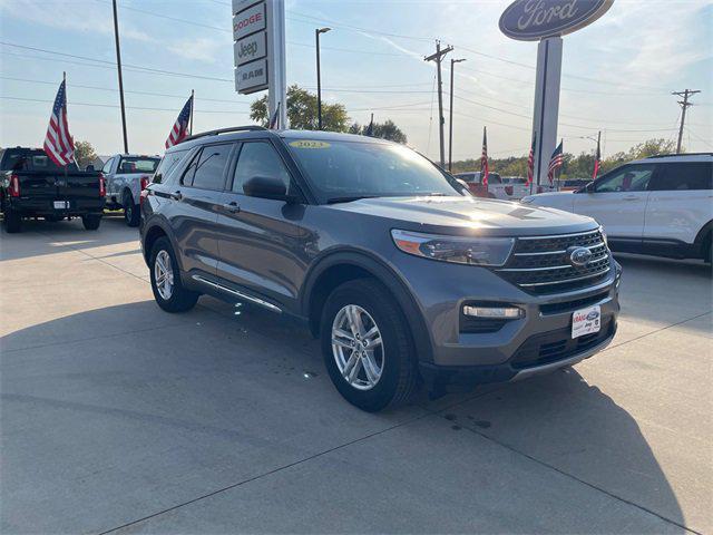 2023 ford explorer xlt