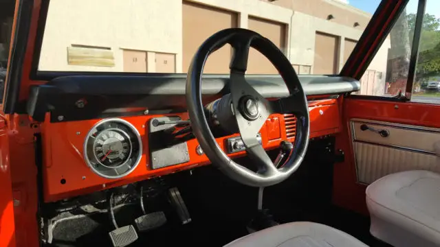 classic 1976 ford bronco sport utility vehicle 5.0l manual/4wd, collectible