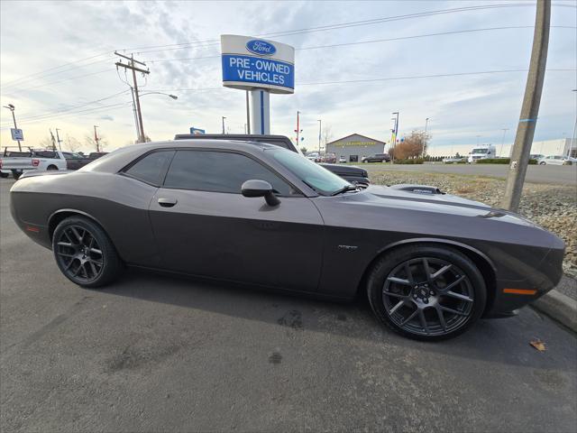 2017 dodge challenger r/t