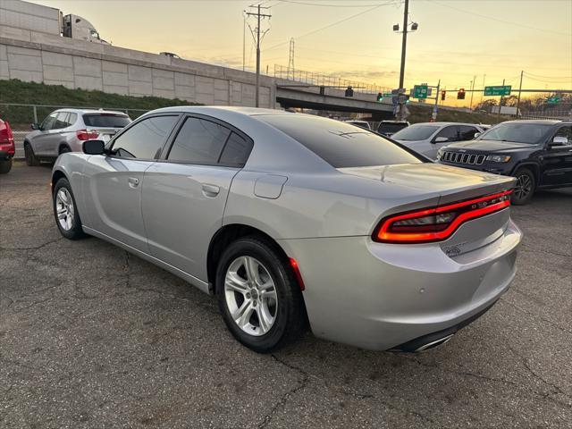 2020 dodge charger sxt