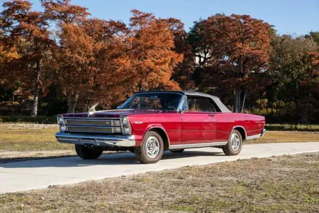 1966 ford 7 litre convertible 4 speed manual very nice 87275 miles burgandy conv