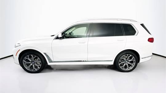 2021 BMW X7