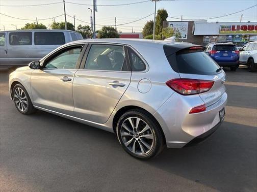 2019 hyundai elantra gt
