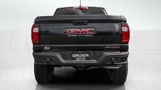 2024 GMC Canyon